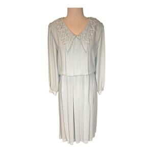 Vintage Light Blue Midi Dress Long Sleeve Elegant Open Lace Collar Shoulder Pads